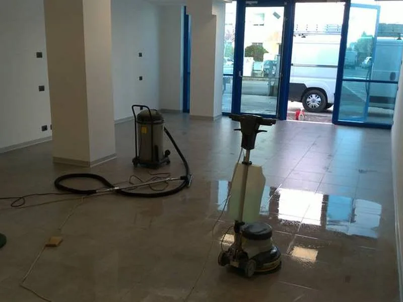 Pavimento in lavaggio a fine cantiere